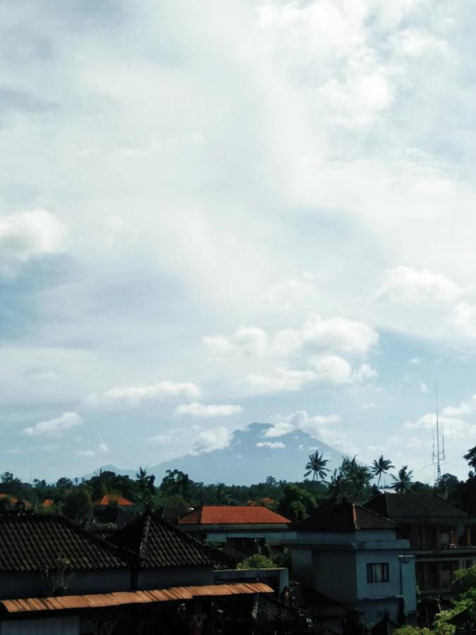 Tunjung Guest House Ubud  Exterior photo