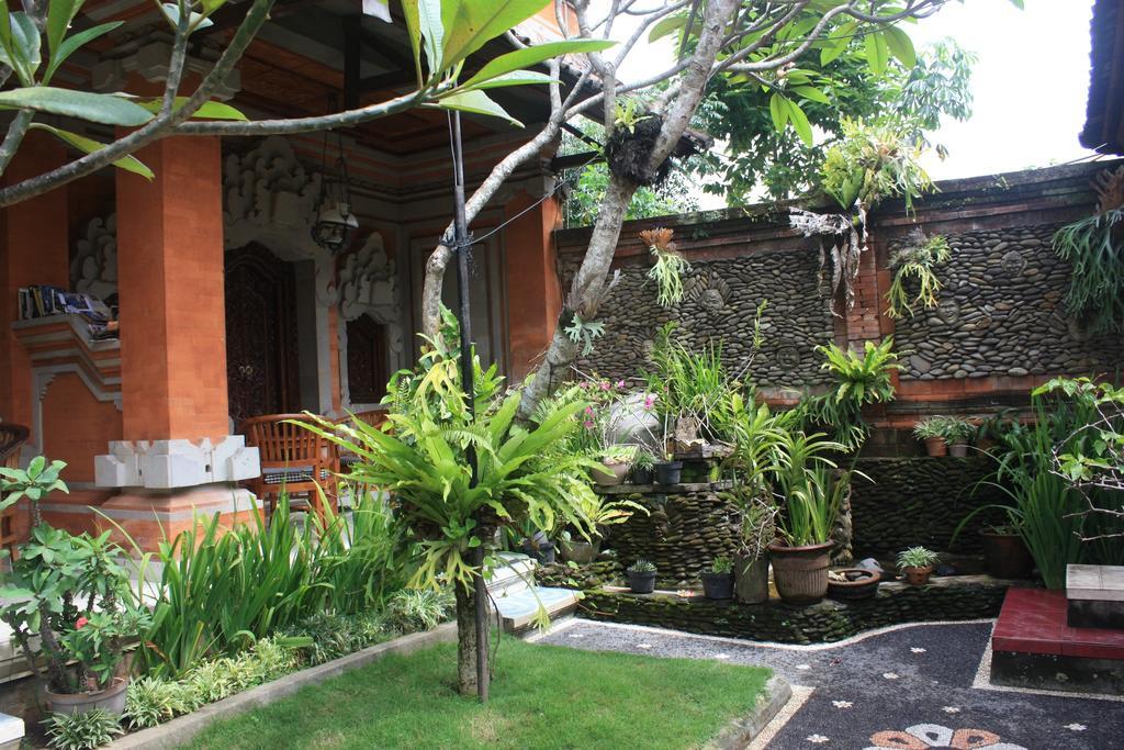 Tunjung Guest House Ubud  Exterior photo